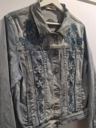 Chaqueta tejana florida