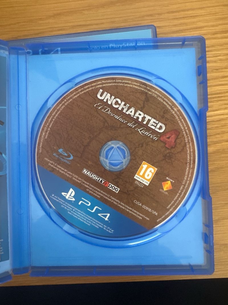 Pack Uncharted 4 y El Legado Perdido PS4 afbeelding 2