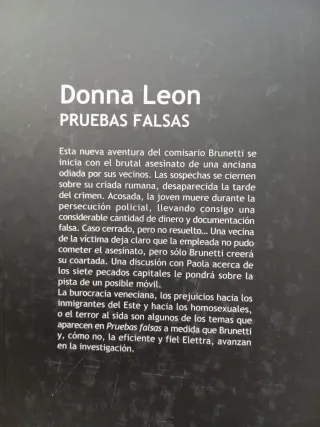 Dos novelas negras de Donna Leon.