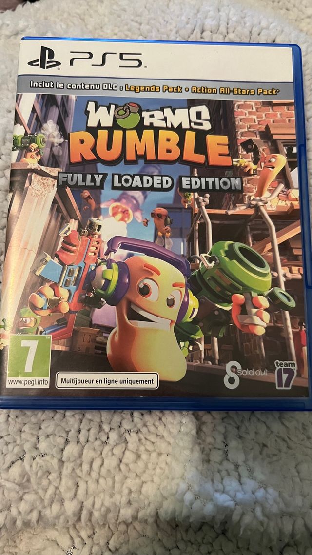 Worms Rumble PS5 Edición Fully Loaded con algunos signos de uso