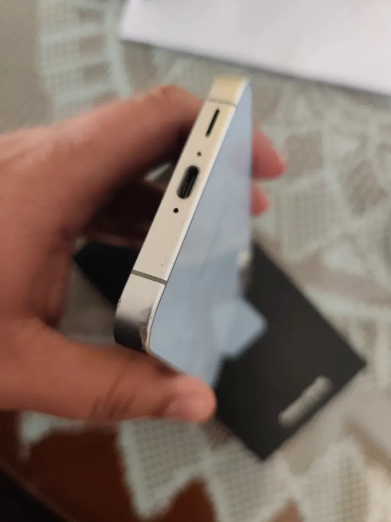 Samsung S24 FE afbeelding 5