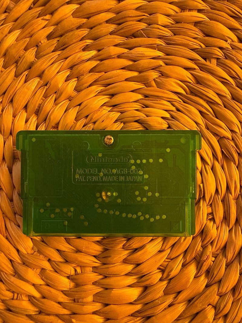 Pokemon Edición Esmeralda GBA afbeelding 2