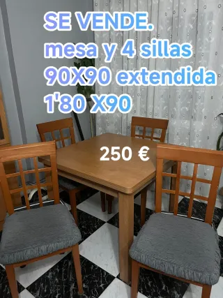 Mesa extensible y 4 sillas