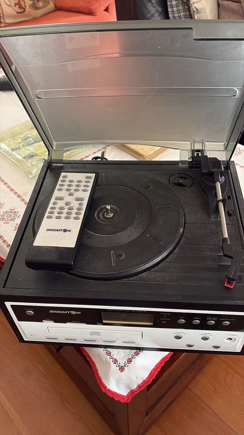 Tocadiscos Brigmtom BTC 400 CD afbeelding 2