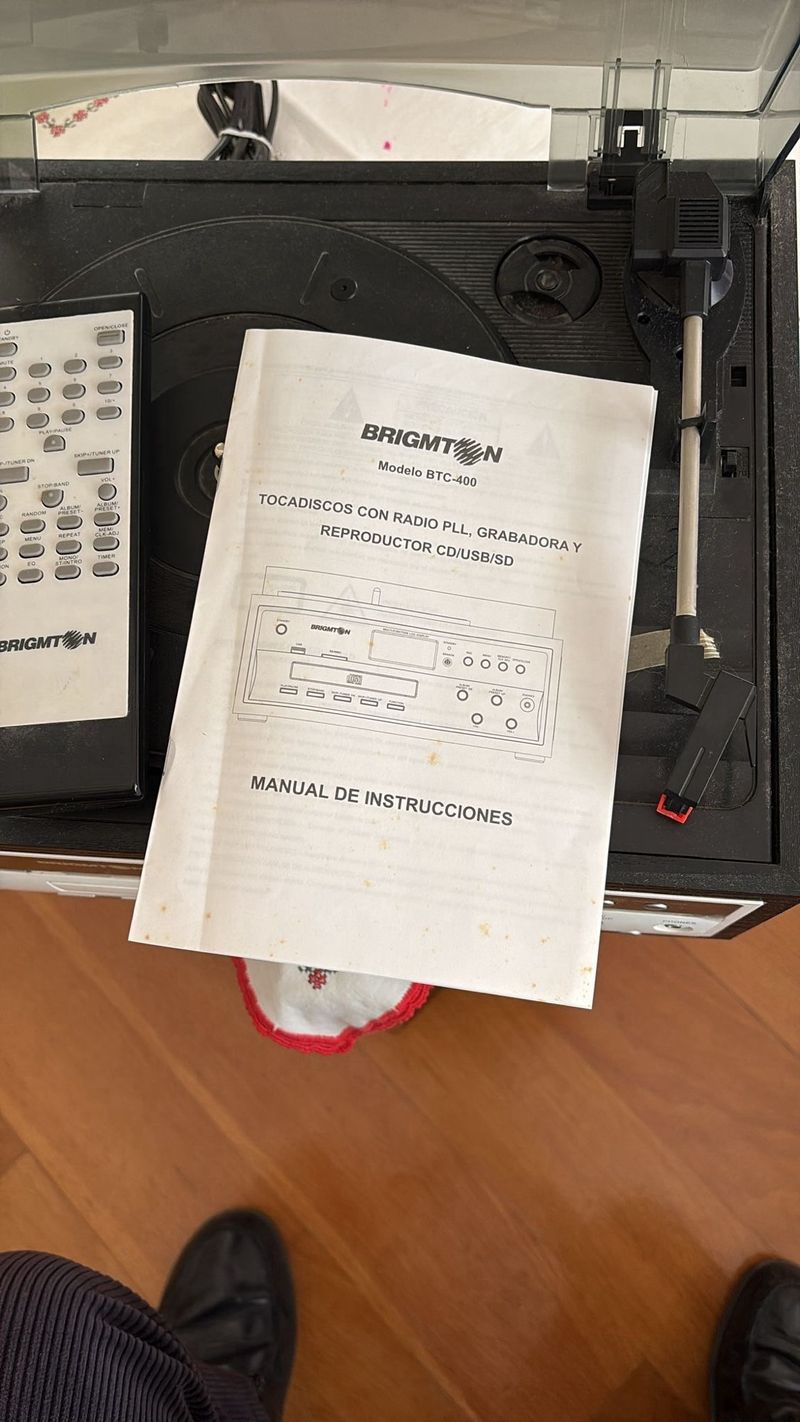 Tocadiscos Brigmtom BTC 400 CD afbeelding 4