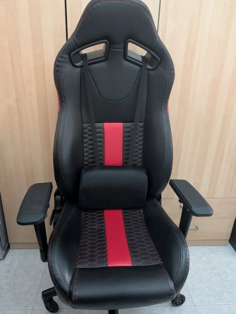 Silla Gaming Corsair Negra y Roja