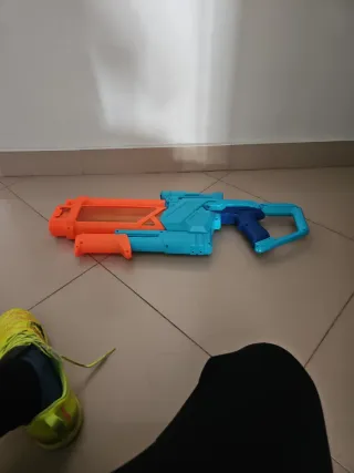 Pistola de agua Nerf Super Soaker