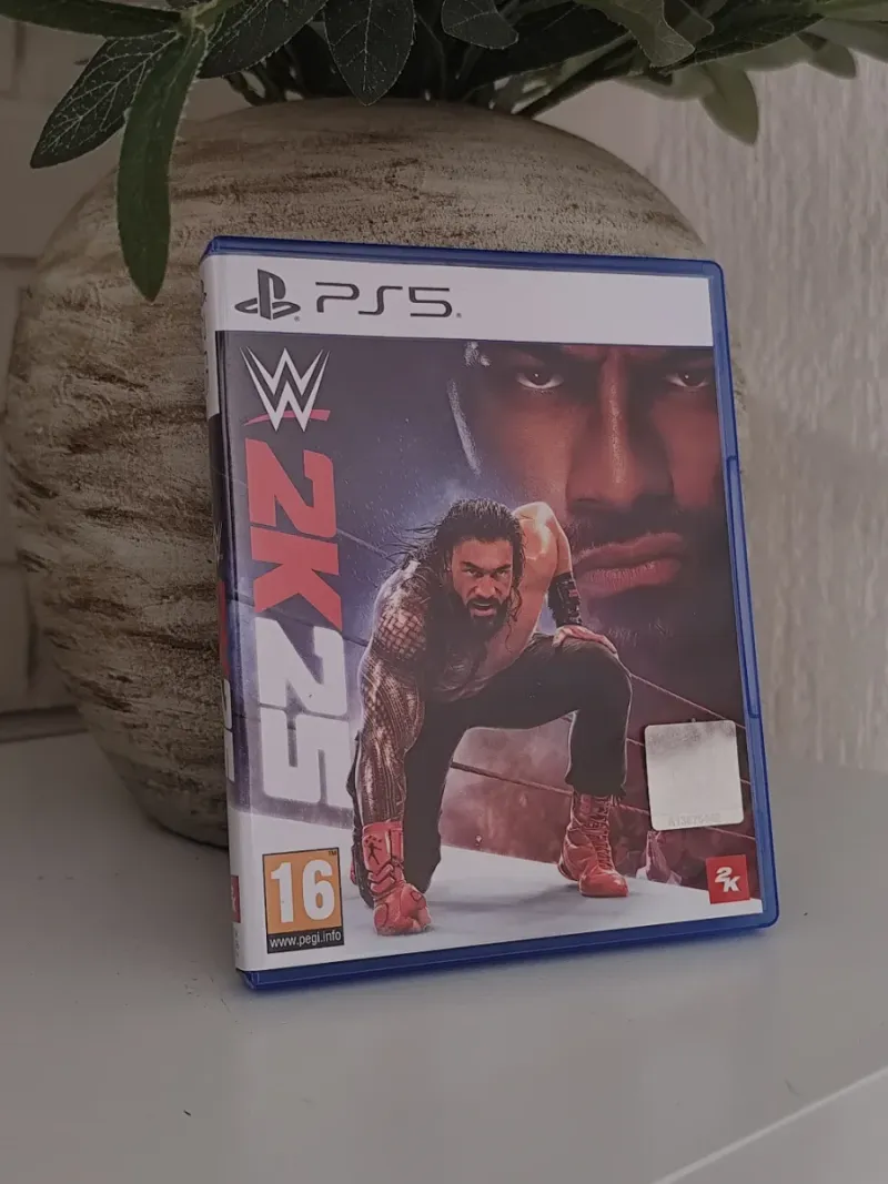 Juego PS5: WWE 2K25 (en perfecto estado)