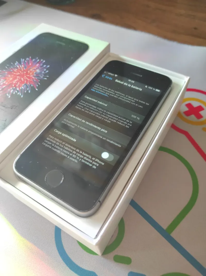iPhone SE 1ª Gen 64GB Negro Batería cambiada. afbeelding 2