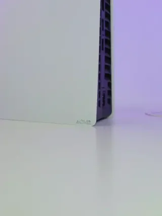 PS5 Slim Digital 1TB + mando Playstation original