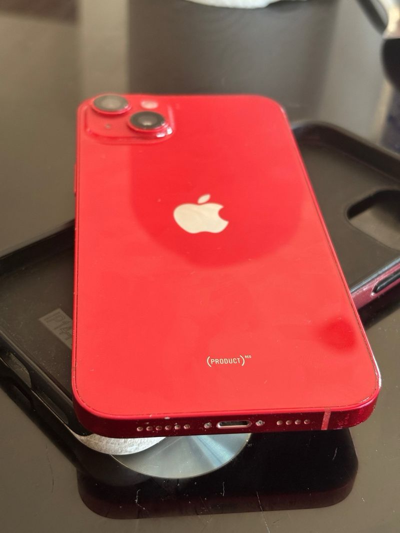 iPhone 14 Plus Rojo afbeelding 2
