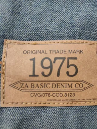 Cazadora vaquera ZARA (Talla 13-14 / 164cm)