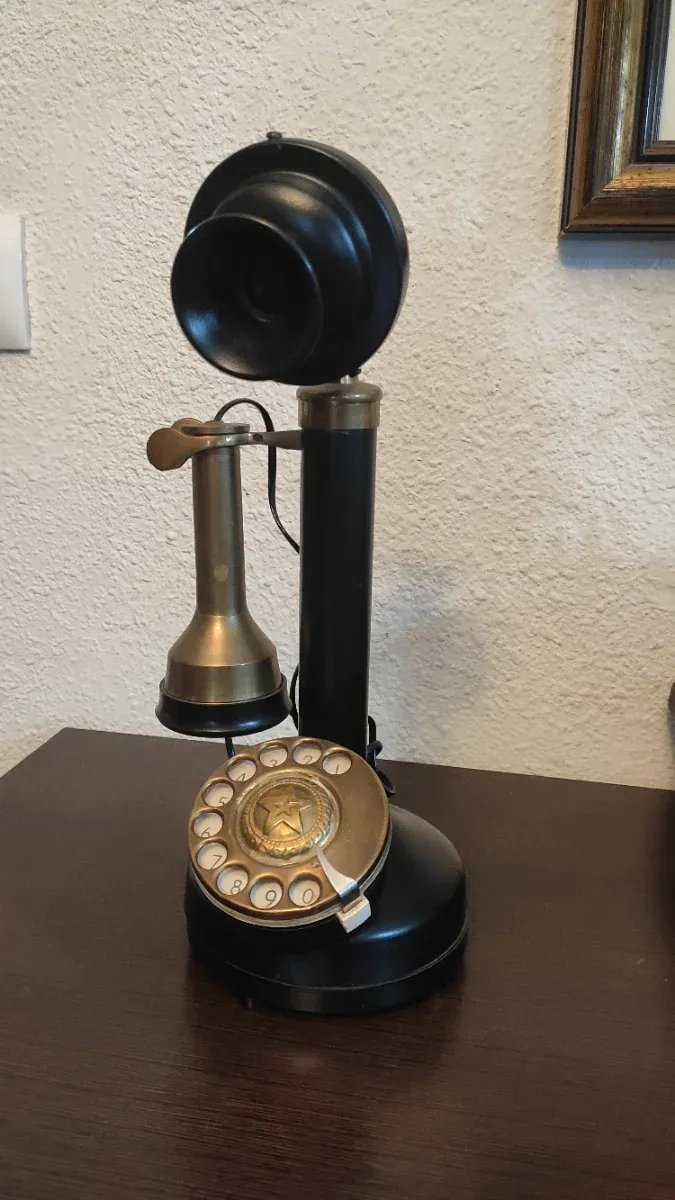 Teléfono antiguo de disco