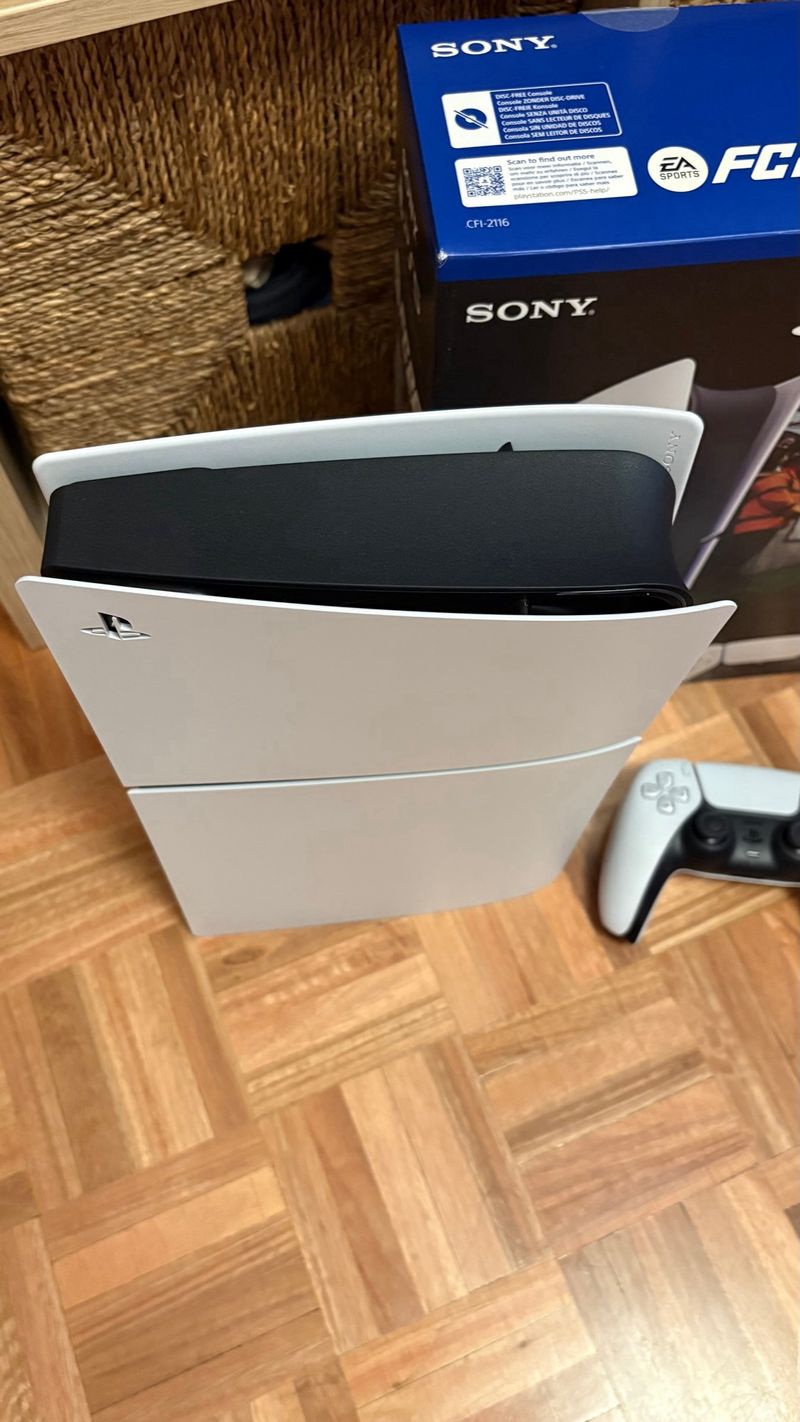 Playstation 5, 825GB. 4K afbeelding 4