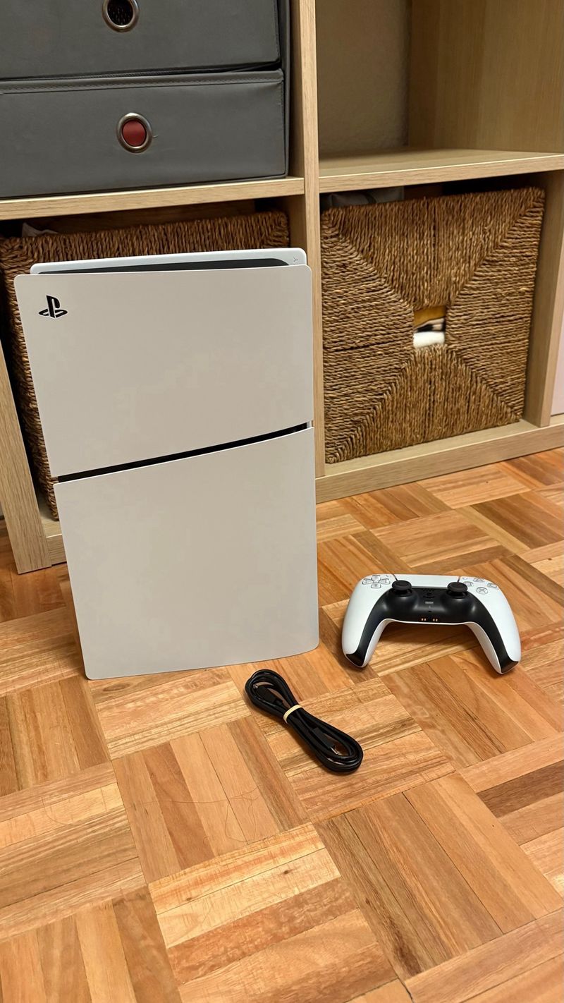Playstation 5, 825GB. 4K afbeelding 6