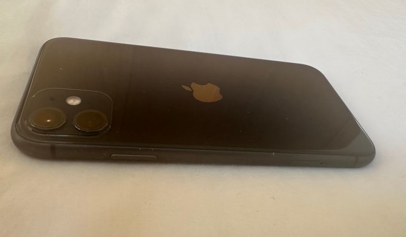 iPhone 11 64GB Negro afbeelding 2