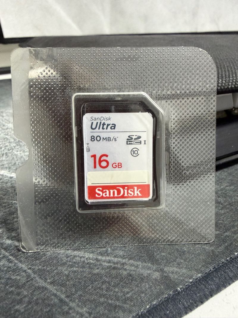 Tarjeta memoriSDHC SanDisk Ultra 16GB PRECINTADA