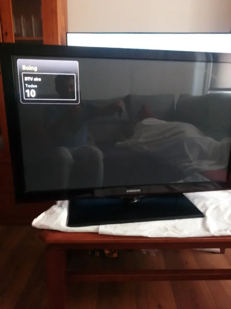 Televisión Samsung Negra afbeelding 3