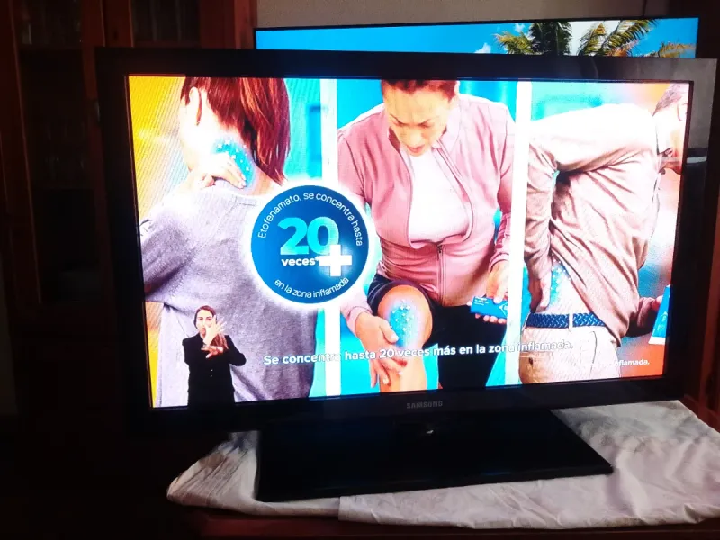 Televisión Samsung Negra afbeelding 4