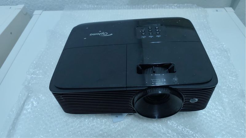Proyector Optoma Negro