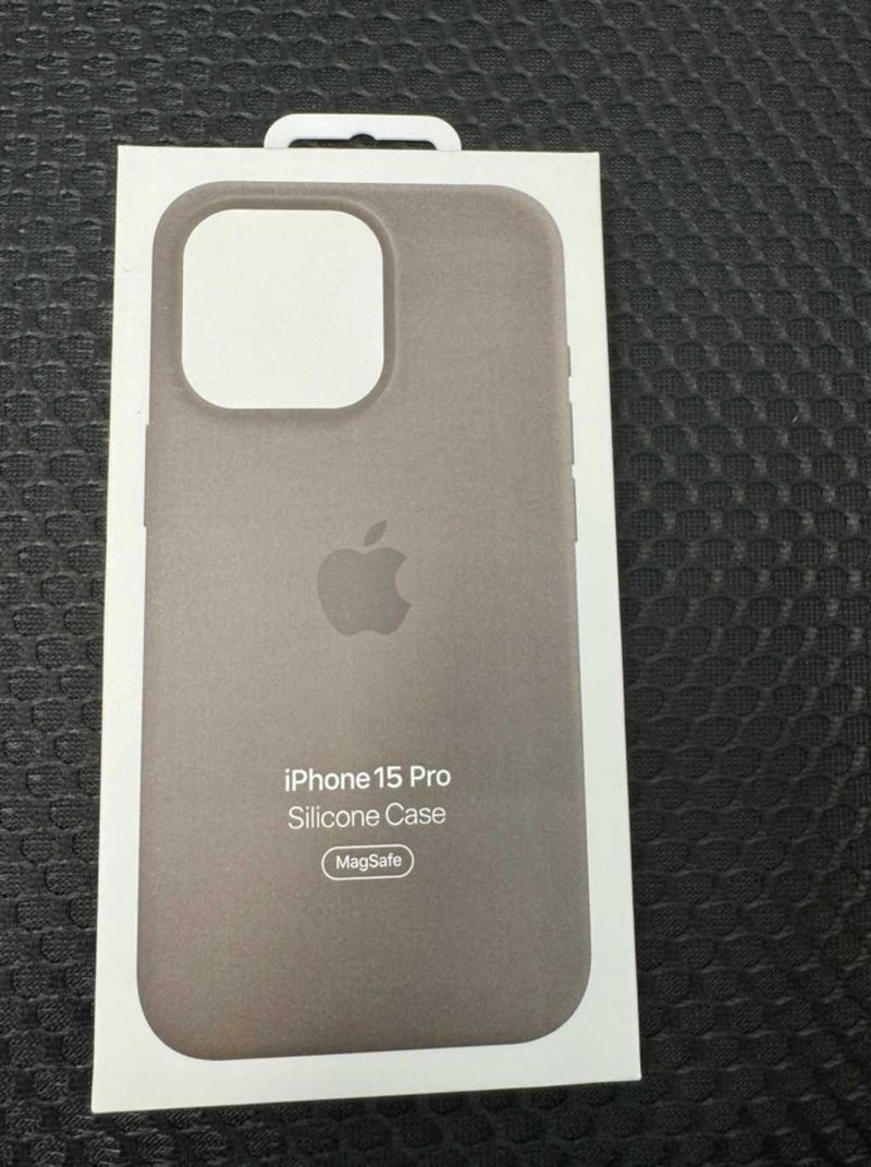 Funda Silicona iPhone 15 Pro MagSafe Apple afbeelding 3