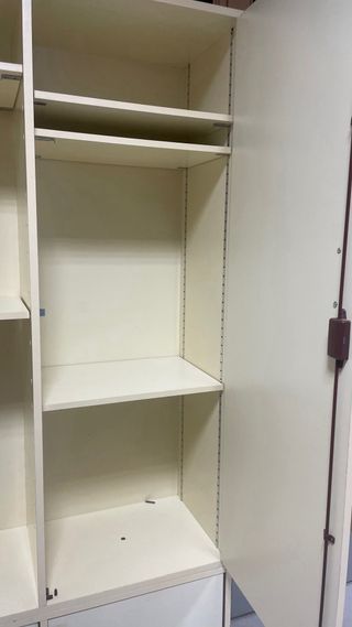 3 Muebles armario beige