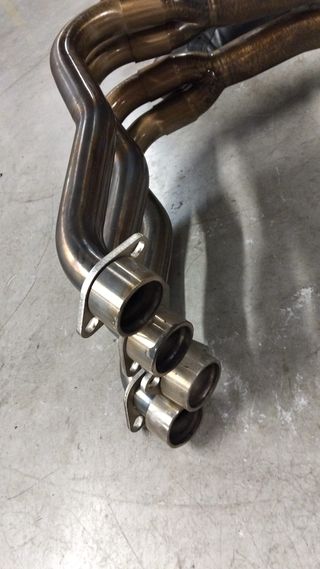 ESCAPE DOMINATOR SUZUKI GSX-S 1000 / 1000 GT / 950