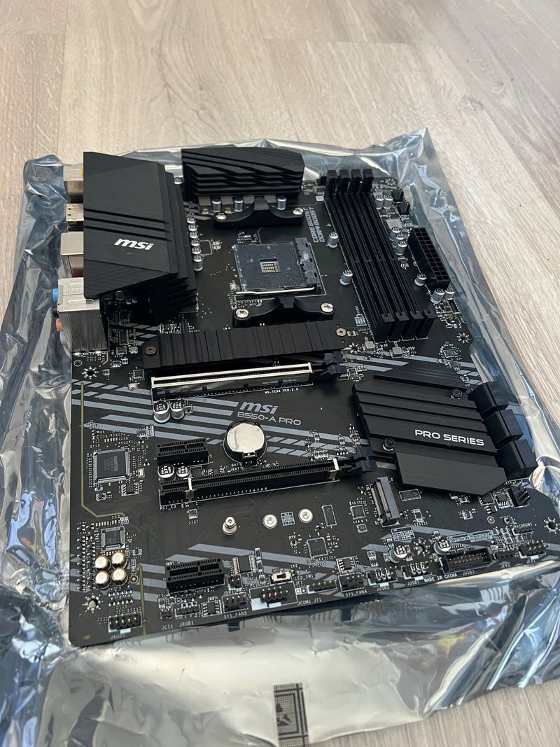 Pack componentes:placa base + procedador + RAM + d