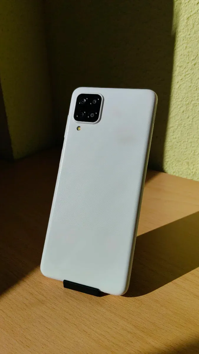 Samsung Galaxy A12