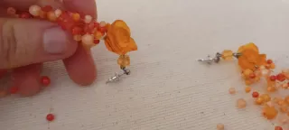 Orecchini pendenti frizzanti arancio e rossi