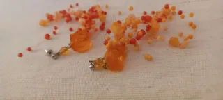 Orecchini pendenti frizzanti arancio e rossi