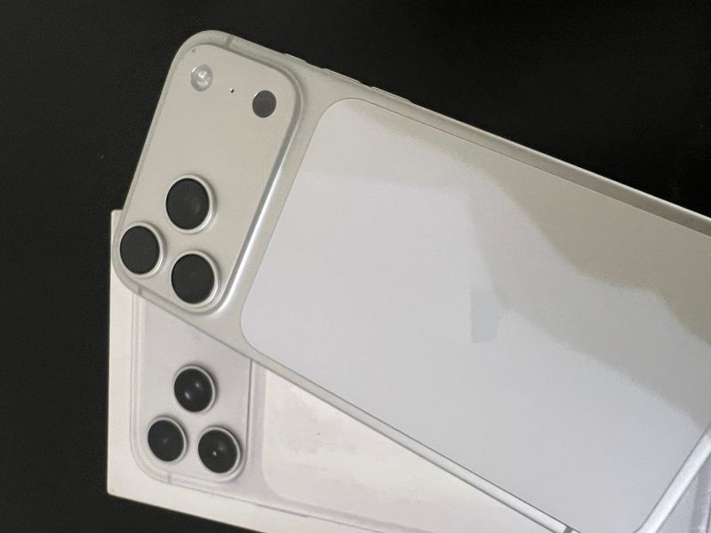 iPhone 17 Pro Max Plata afbeelding 4