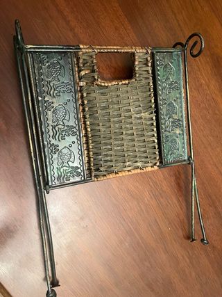 Revistero vintage metal y mimbre 40x30 años 50