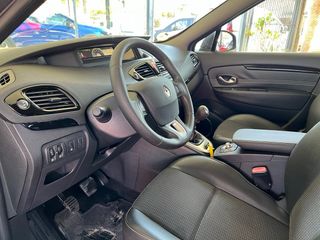 Renault Scenic 2011
