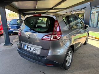Renault Scenic 2011