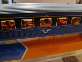 Roco H0 Coppia Carrozze Passeggeri Svedesi 44725/6