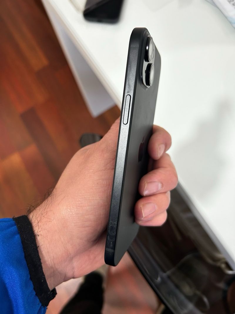 iPhone 15 Plus Negro afbeelding 4