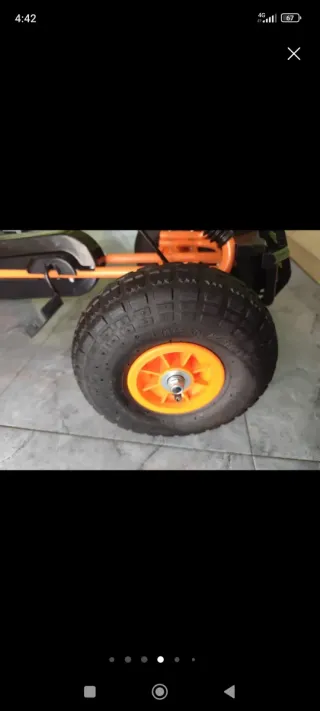 Kart a pedales naranja asiento regulable