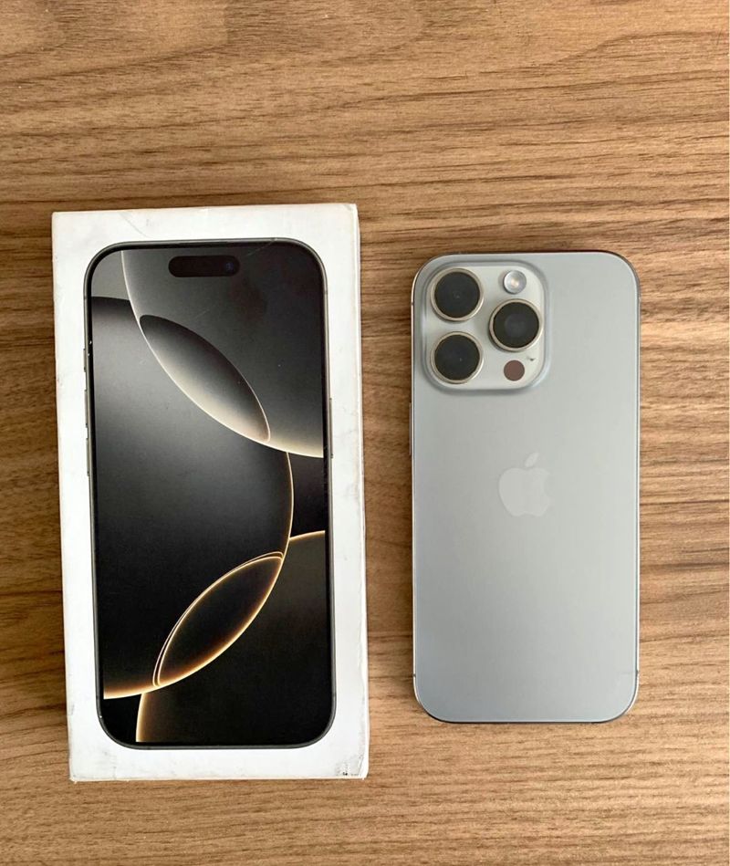 iPhone 16 Pro Max Plata