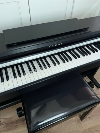 Piano Digital Kawai KDP110 con Banqueta