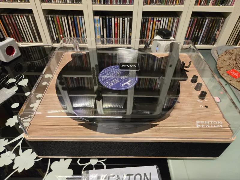 Tocadiscos Fenton RP162LW como nuevo