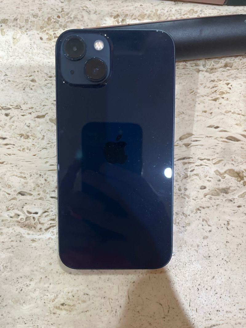 iPhone 13 128GB Negro afbeelding 2