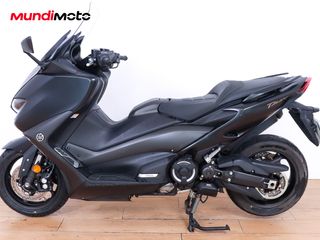 YAMAHA T-MAX 560