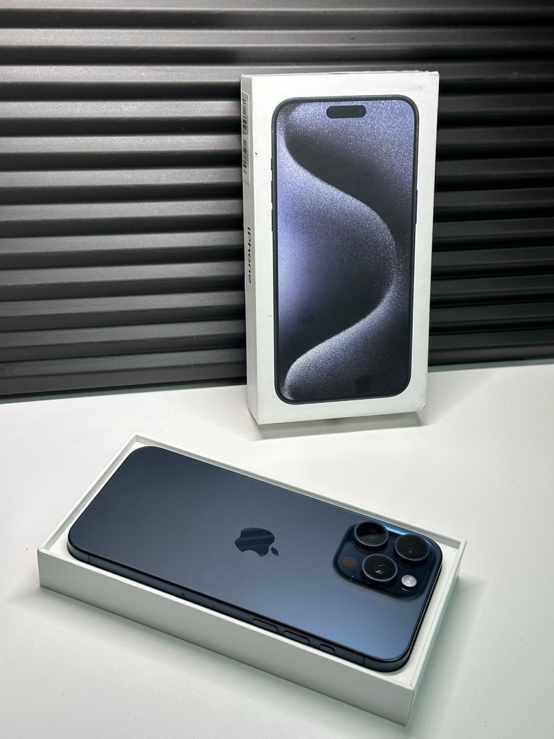 iPhone 15 Pro Max 256GB Azul Marino