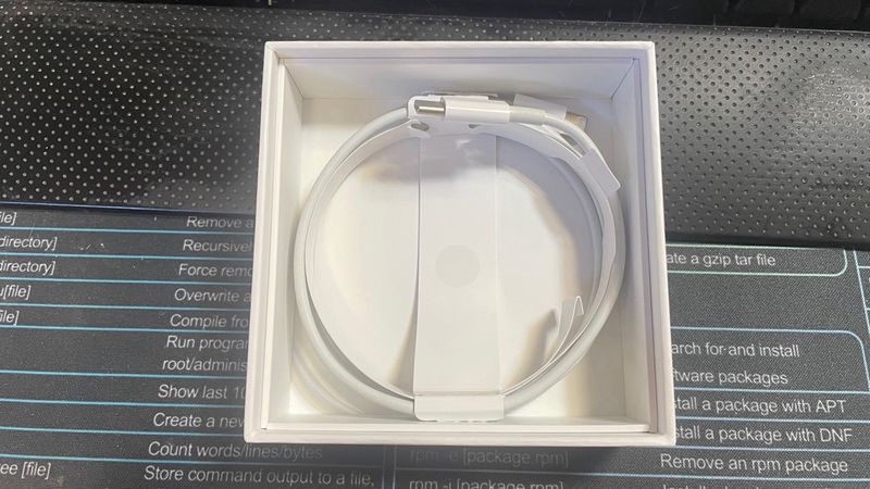 Apple AirPods 2 con estuche de carga afbeelding 4