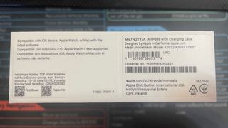 Apple AirPods 2 con estuche de carga