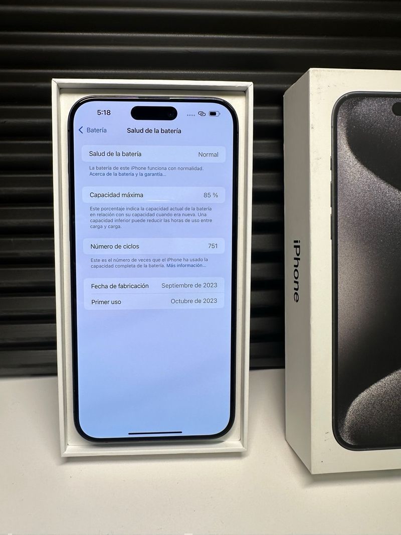 iPhone 15 Pro Max 256GB Space Gray afbeelding 6