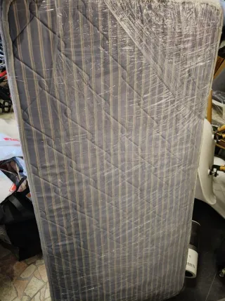 Cuna de bebé de madera blanca Mi cuna