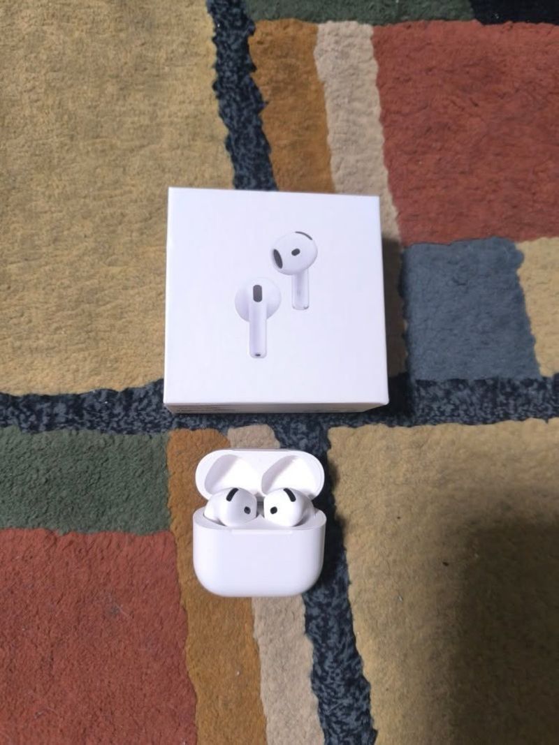 AirPods 4 Blancos Con cancelacion
