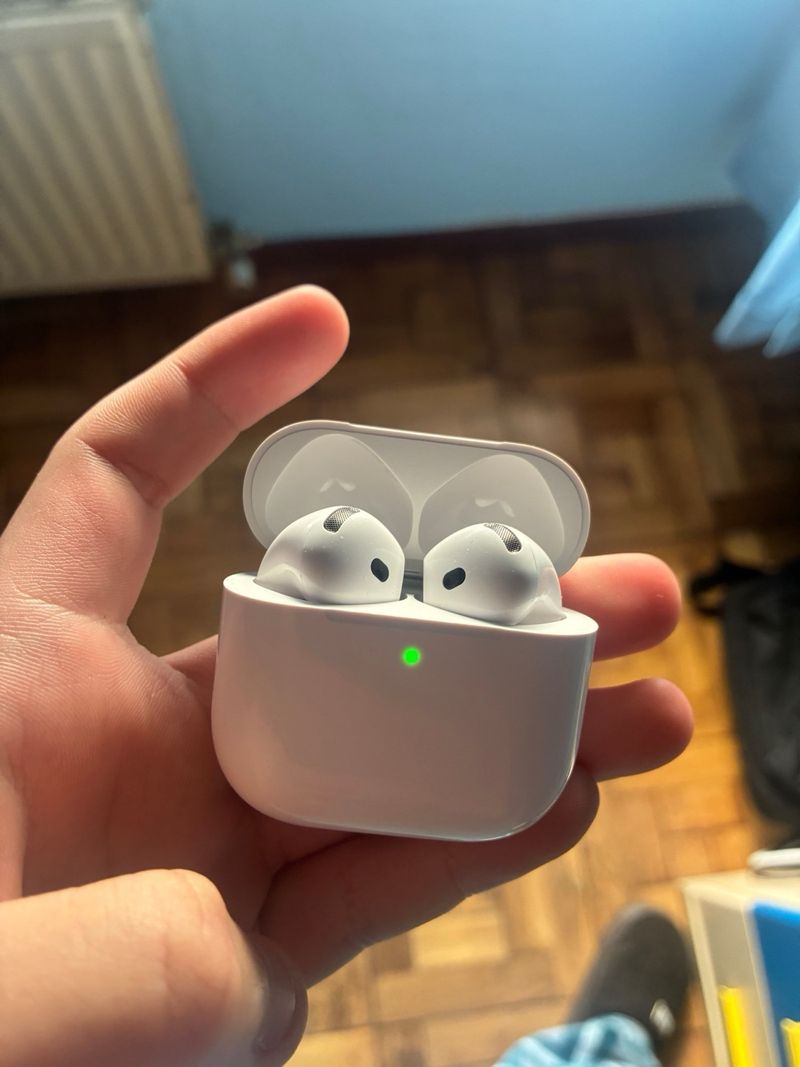 AirPods 4 Blancos Con cancelacion afbeelding 8
